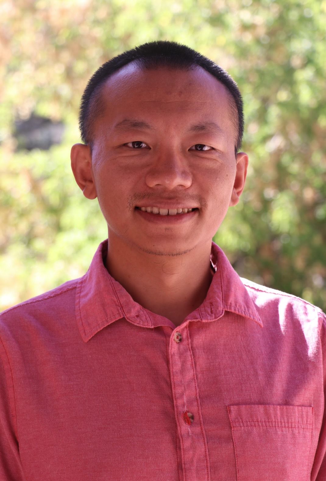 Photo of Yuanpu Li